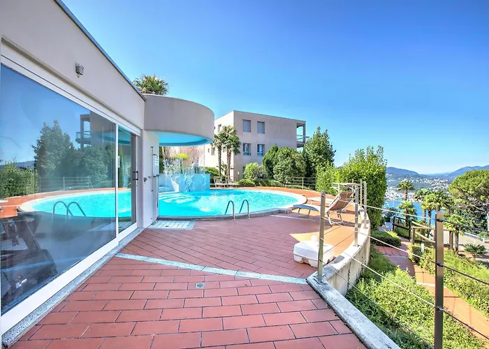 アパート Oasi Panoramica Con Piscina - Happy *